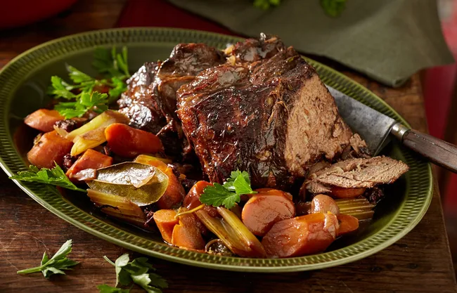 garlic beef with roast vegetables