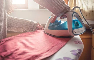 How to clean an iron