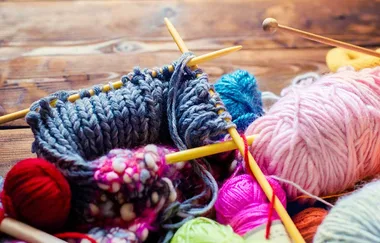 Knitting: How to fix a dropped garter stitch