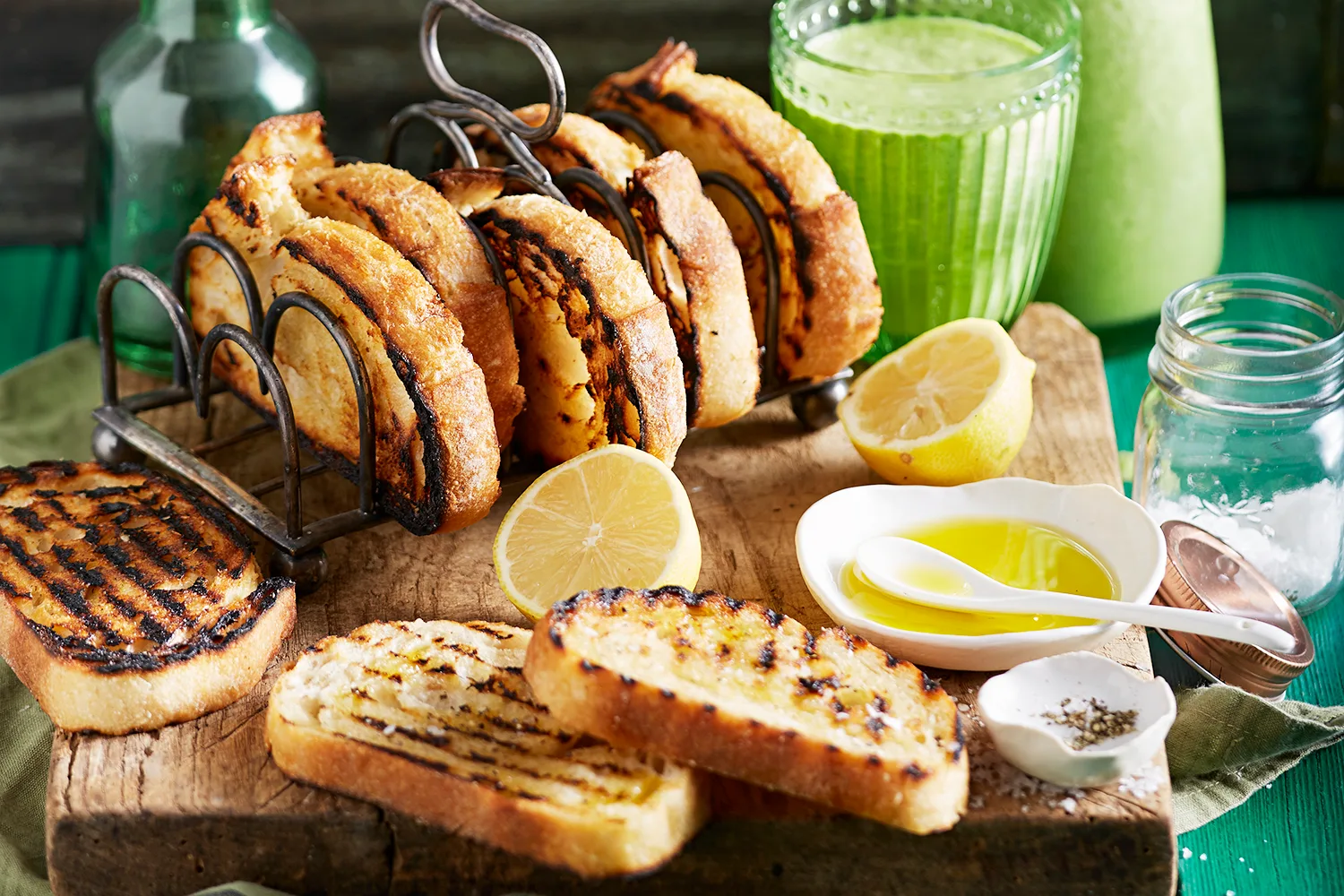 Olive oil and garlic toast