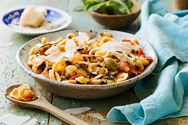 Tomato, mint and capet orecchiette pasta