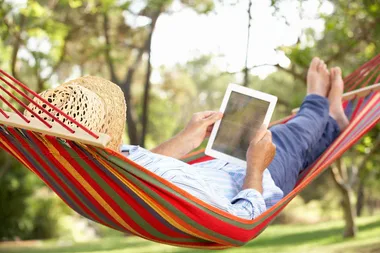 Top ten reasons why an eReader is better than a paper book