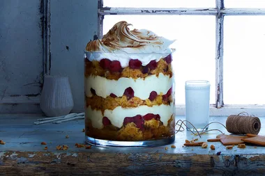 Panettone and eggnog trifle with scorched meringue