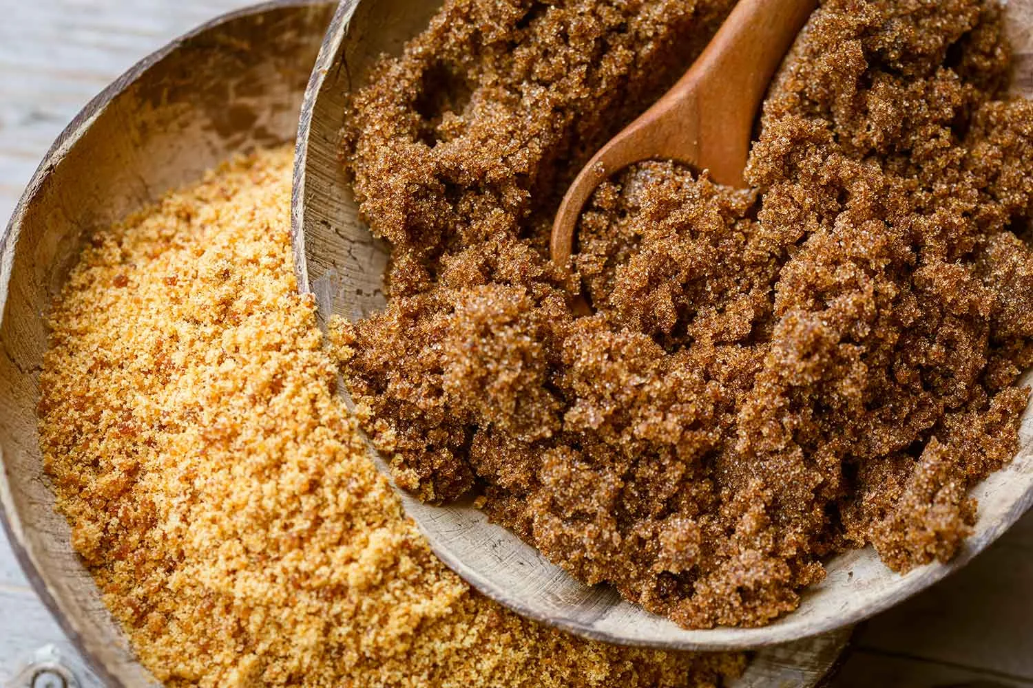 Brown sugar substitutes