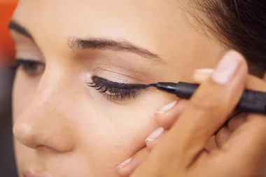 How to fix wonky winged eyeliner