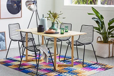 Living Room DIY: Fold-up dining table
