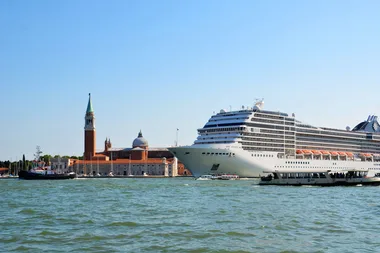 10 things to know before your first cruise