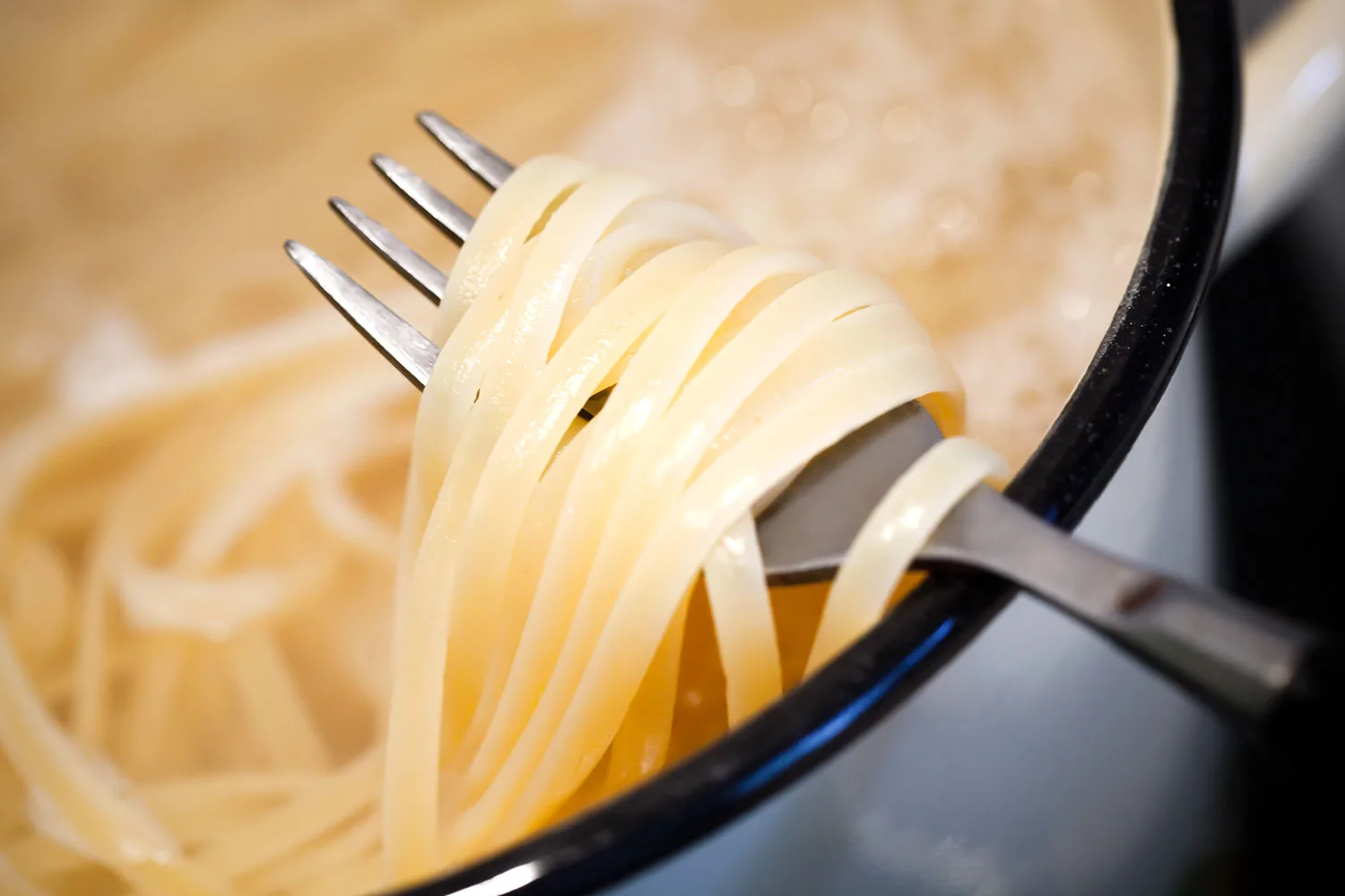 5 simple tips chefs use to cook the perfect bowl of pasta