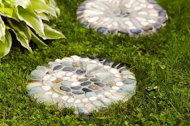 DIY outdoor pebble pavers