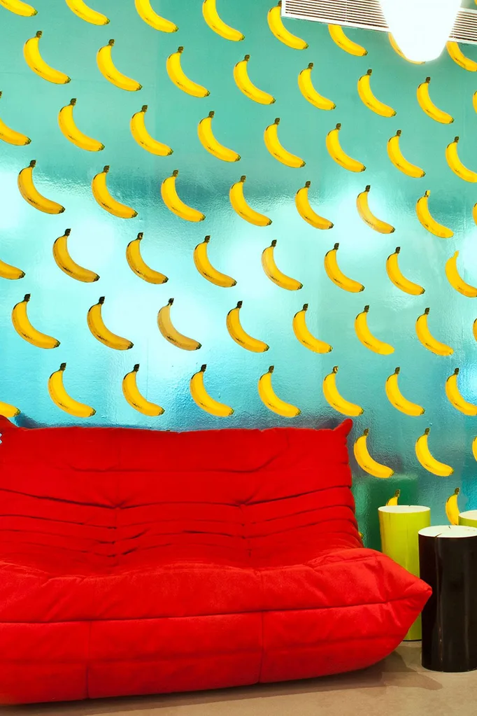 Scratch and sniff banana wallpaper by Flavor Paper
