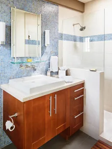 How to keep your bathroom in top top shape