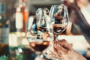 How to host a blind wine tasting party