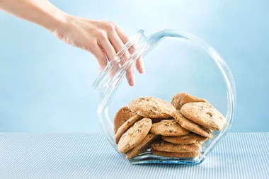 This simple trick can help you stop stress eating, study says