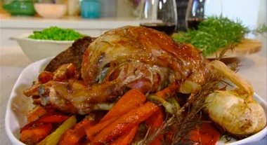 Roast leg of lamb with garlic and rosemary