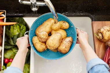 Can you wash potatoes in the dishwasher?