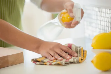 How to clean with vinegar minus the smell