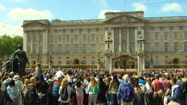 Visiting the Queen’s front yard