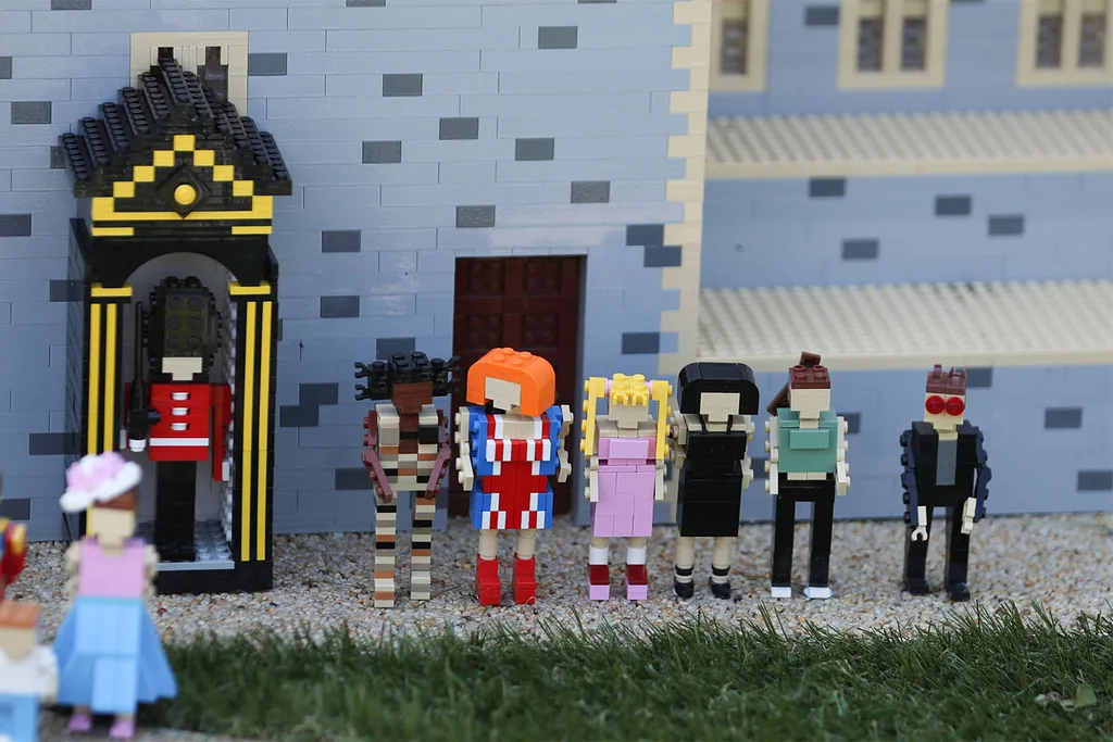 Lego spice girls at the royal wedding Legoland