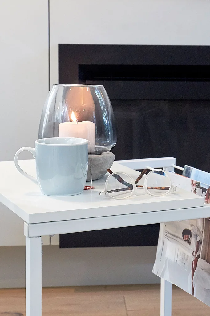 Big W candle and mug