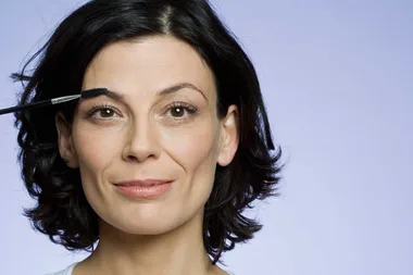 What not to do when plucking your eyebrows