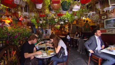 Churchill Arms hanging gardens