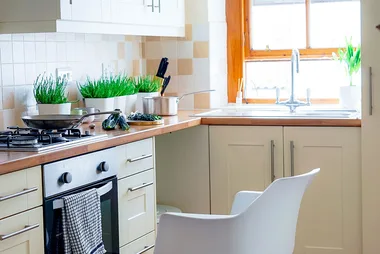 Take a photo of your kitchen before leaving the house