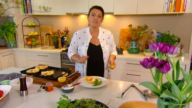 Crab, tomato and garlic tartlets