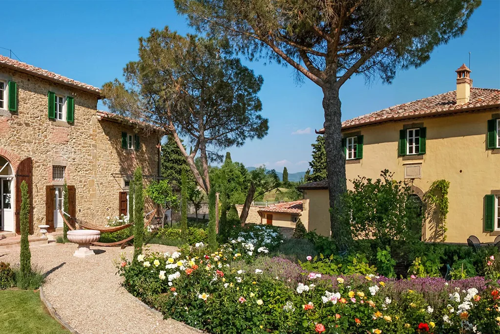 Villa Laura grounds