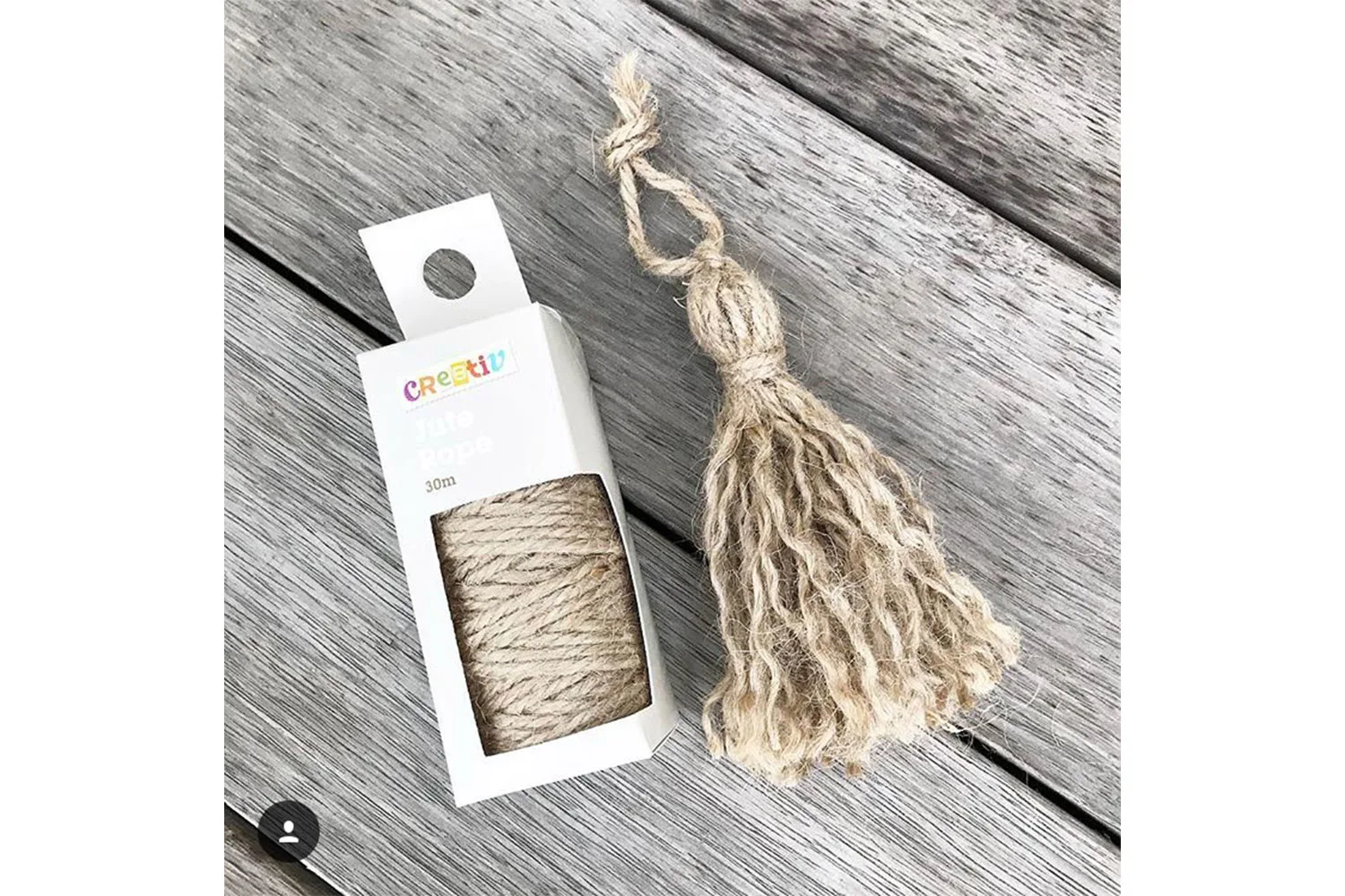 DIY jute tassels