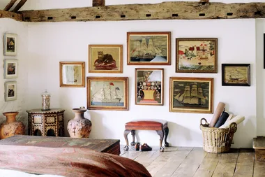 How to mix different tones of timber in your home