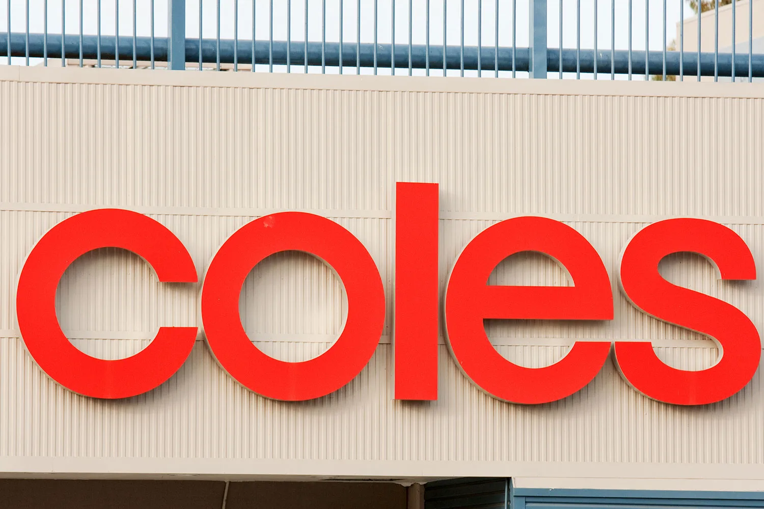 Coles extends free plastic bags
