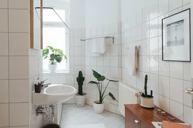 Six ways to save money on your bathroom reno