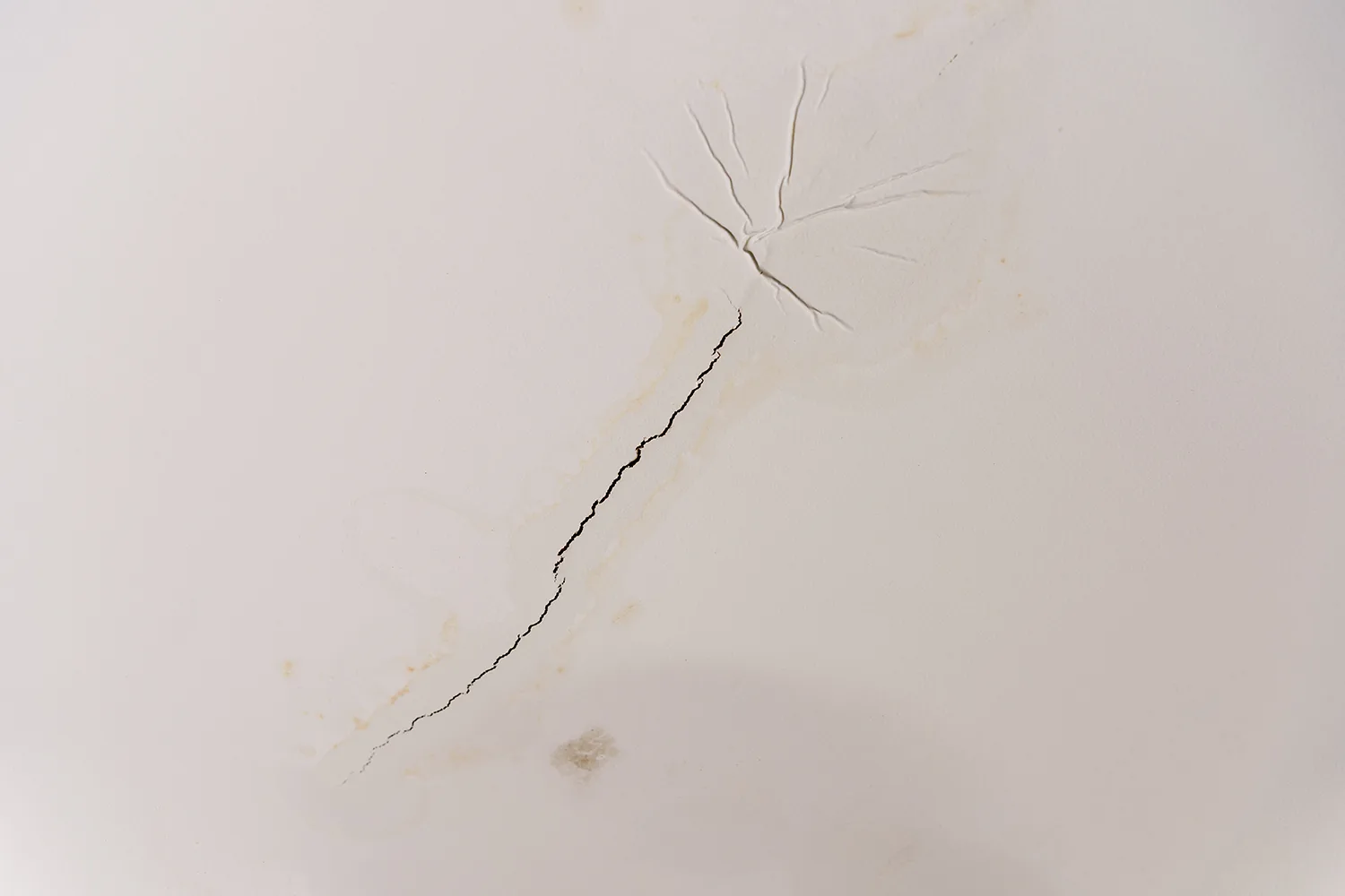 cracked white ceiling