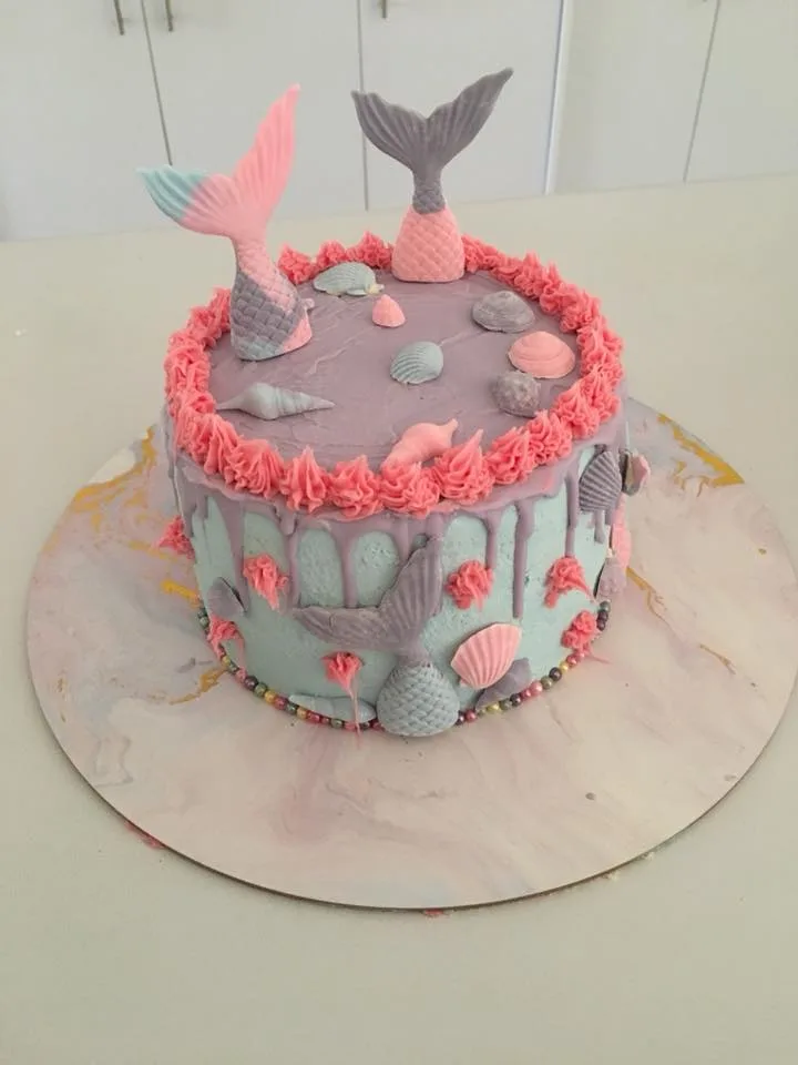 Mermaid cake hack