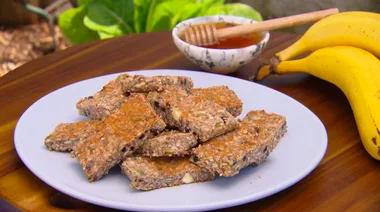 Nut-free muesli bars