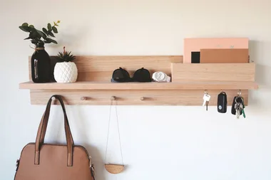 Wall organiser