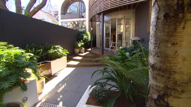 Small scale living courtyard