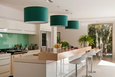 5 Statement splash backs that will breathe new life into your kitchen