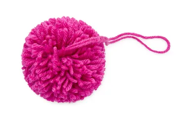 How to make a pom pom