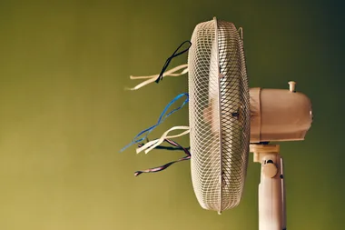 5 benefits of sleeping with the fan going
