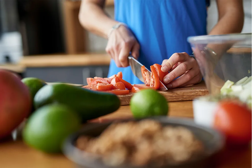 Cutting vegetables