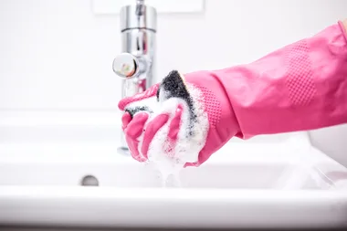 7 cleaning mistakes everybody makes in their bathroom