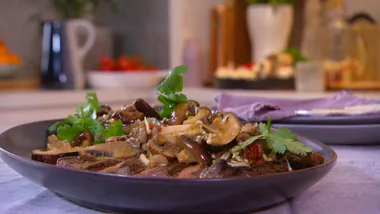 Minute Steak with Soy Mushrooms