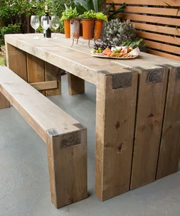 How to create an outdoor table and benches