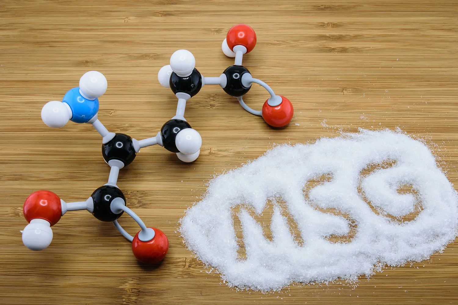 MSG crystals and atom figure
