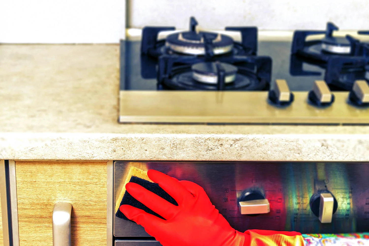 cleaning an oven