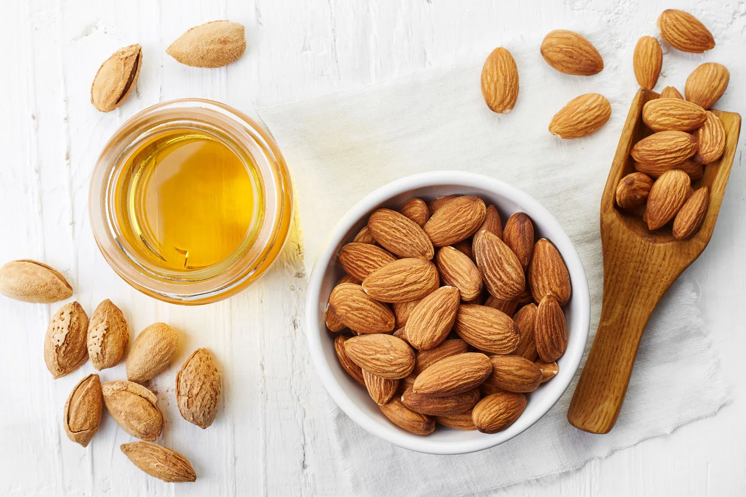 ALMOND OIL