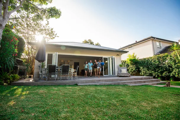 a typical australian house backyard