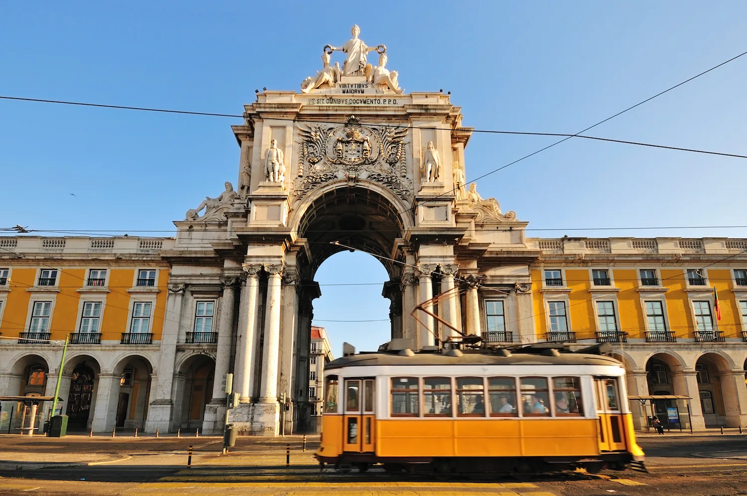 tram 28