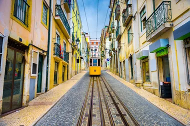 6 things every traveller must do in Lisbon